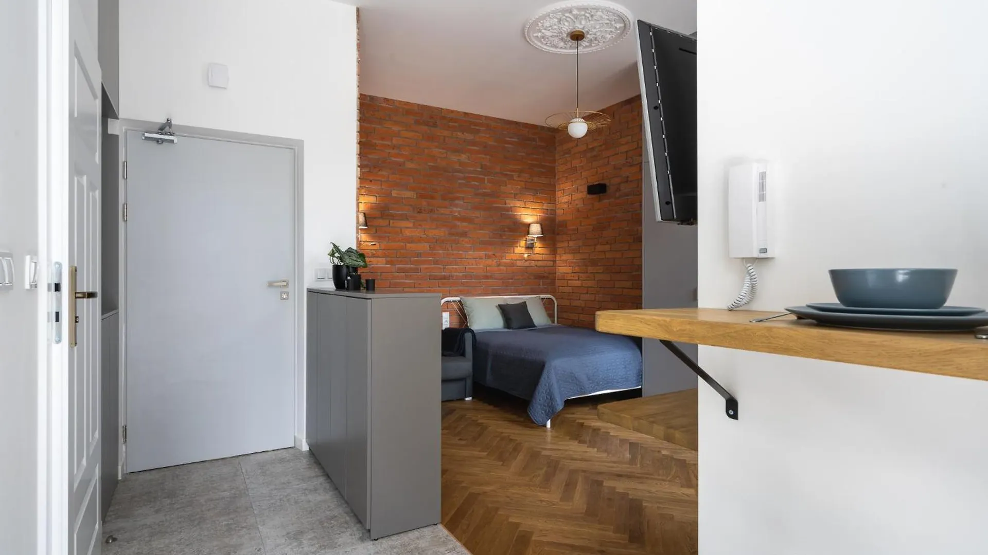 Apartment With Balcony - Starowislna 41 Krakow 0*,  Poland